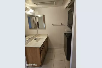 461 W Holmes Avenue #327, Mesa, AZ 85210 - Photo 9