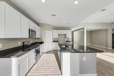 17028 N Palo Verde Street, Maricopa, AZ 85138 - Photo 11