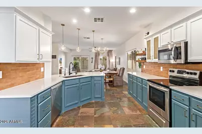 2096 E Riviera Drive, Chandler, AZ 85249 - Photo 11