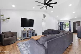 1227 N Revolta Cir, Mesa, AZ 85207 - Photo 3