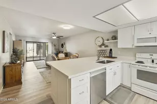 452 S Desert Flower Dr, Mesa, AZ 85208 - Photo 3