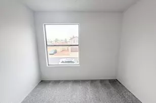 4058 W Chama Dr, Glendale, AZ 85310 - Photo 17