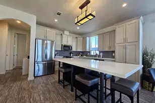 650 N Hawes Rd, Mesa, AZ 85207 - Photo 3