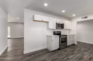 9022 N 18th Dr, Phoenix, AZ 85021 - Photo 13