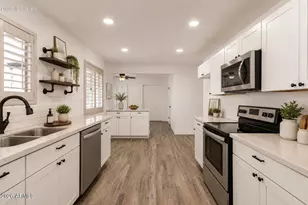 9022 N 18th Dr, Phoenix, AZ 85021 - Photo 11