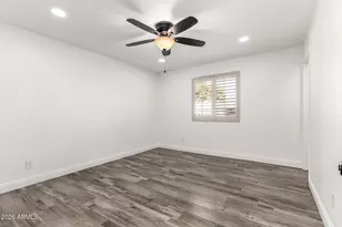 9022 N 18th Dr, Phoenix, AZ 85021 - Photo 25