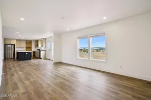 25424 W Mark Ln, Wittmann, AZ 85361 - Photo 7