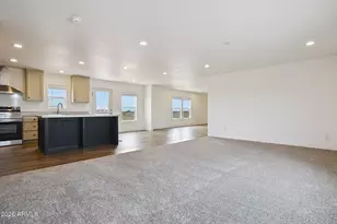 25424 W Mark Ln, Wittmann, AZ 85361 - Photo 3