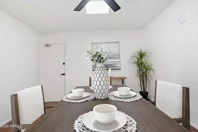 10733 W Hutton Drive, Sun City, AZ 85351 - Photo 21