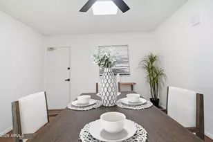 10733 W Hutton Dr, Sun City, AZ 85351 - Photo 21