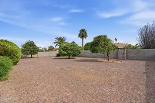 10733 W Hutton Dr, Sun City, AZ 85351 - Photo 43