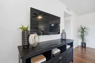 10733 W Hutton Dr, Sun City, AZ 85351 - Photo 15