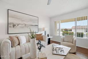 10733 W Hutton Dr, Sun City, AZ 85351 - Photo 17