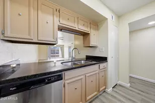 7436 E Chaparral Rd, Scottsdale, AZ 85250 - Photo 3