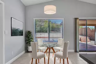 2238 E Heston Dr, Phoenix, AZ 85024 - Photo 17