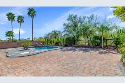 1331 W Beck Lane, Phoenix, AZ 85023 - Photo 23