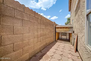 6427 W Cordes Rd, Phoenix, AZ 85043 - Photo 37