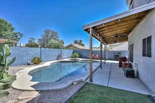 6946 W Via Del Sol Dr, Glendale, AZ 85310 - Photo 37