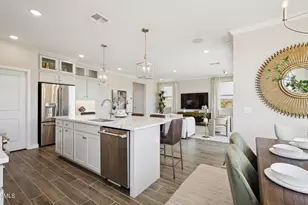 8172 N 80th Ln, Peoria, AZ 85345 - Photo 7