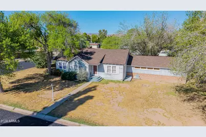 213 S Mesquite Street, Wickenburg, AZ 85390 - Photo 1