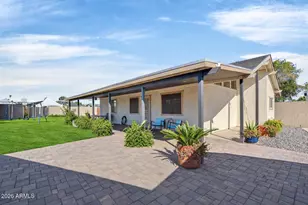 3235 S Allred Dr, Tempe, AZ 85282 - Photo 43