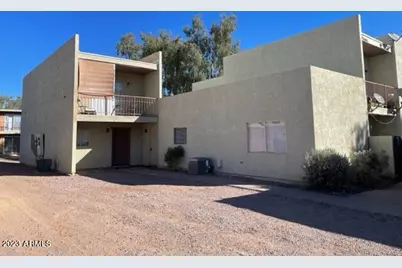 2802 E Monte Cristo Avenue #Apt 102, Phoenix, AZ 85032 - Photo 1