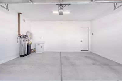 8723 W Vista Avenue, Glendale, AZ 85305 - Photo 11