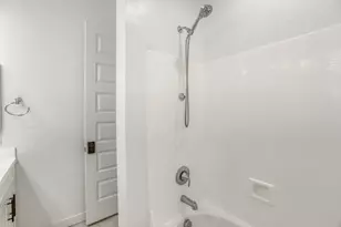 8723 W Vista Ave, Glendale, AZ 85305 - Photo 35