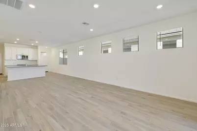 13235 N 145th Lane, Surprise, AZ 85379 - Photo 17