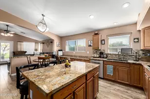 3904 W Sandra Terrace, Phoenix, AZ 85053 - Photo 9