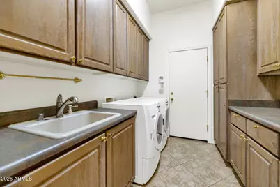 22608 N 55th Street, Phoenix, AZ 85054 - Photo 29