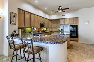 22608 N 55th St, Phoenix, AZ 85054 - Photo 15