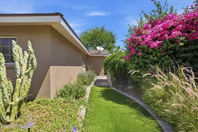 8307 E Clarendon Avenue, Scottsdale, AZ 85251 - Photo 23