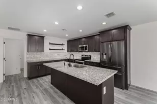 5117 S 23rd Dr, Phoenix, AZ 85041 - Photo 7