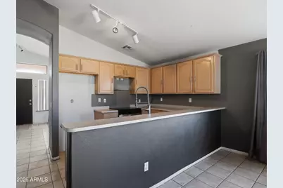 7815 W Solano Drive N, Glendale, AZ 85303 - Photo 5