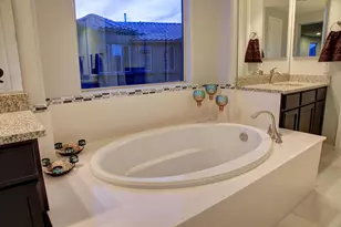 3607 E Salter Dr, Phoenix, AZ 85050 - Photo 25