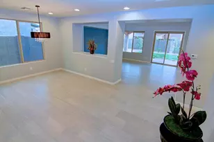 3607 E Salter Dr, Phoenix, AZ 85050 - Photo 13