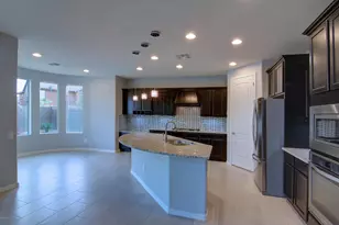 3607 E Salter Dr, Phoenix, AZ 85050 - Photo 3