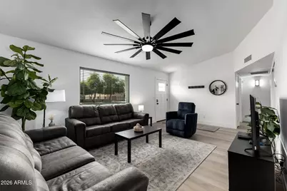 6620 W Cholla Street, Glendale, AZ 85304 - Photo 1