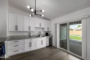 6620 W Cholla St, Glendale, AZ 85304 - Photo 9