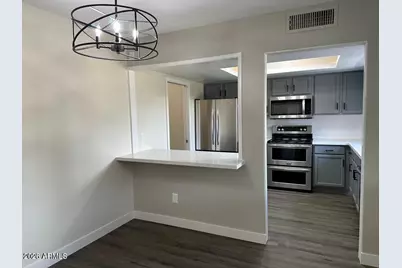 4518 W Paradise Drive, Glendale, AZ 85304 - Photo 5