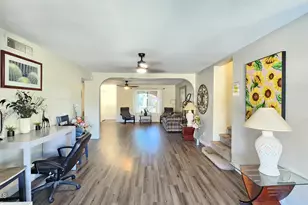 4518 W Paradise Dr, Glendale, AZ 85304 - Photo 11