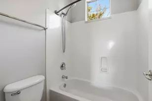 3565 E Vaughn Ct, Gilbert, AZ 85234 - Photo 19