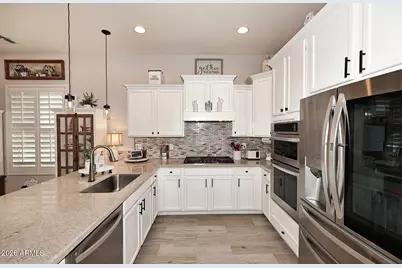 20615 W Nelson Place, Buckeye, AZ 85396 - Photo 5