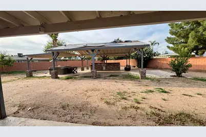 922 W Angela Drive, Phoenix, AZ 85023 - Photo 9