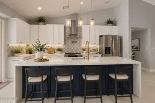 1067 E Sequoia Dr, Phoenix, AZ 85024 - Photo 3