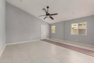 1067 E Sequoia Dr, Phoenix, AZ 85024 - Photo 11