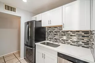 8216 N 9th St, Phoenix, AZ 85020 - Photo 9