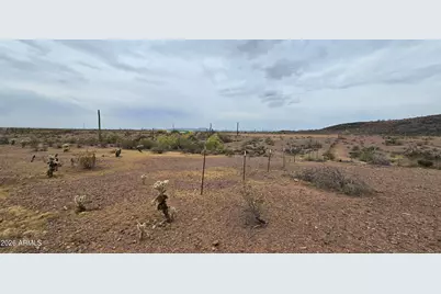 29540 W Olesen Road #-, Wittmann, AZ 85361 - Photo 7