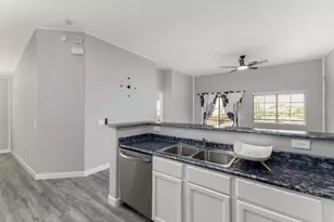 1350 S Greenfield Rd, Mesa, AZ 85206 - Photo 19